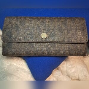 Michael Michael Kors Brown Jet Set Travel Large Trifold Large Monogram Wallet